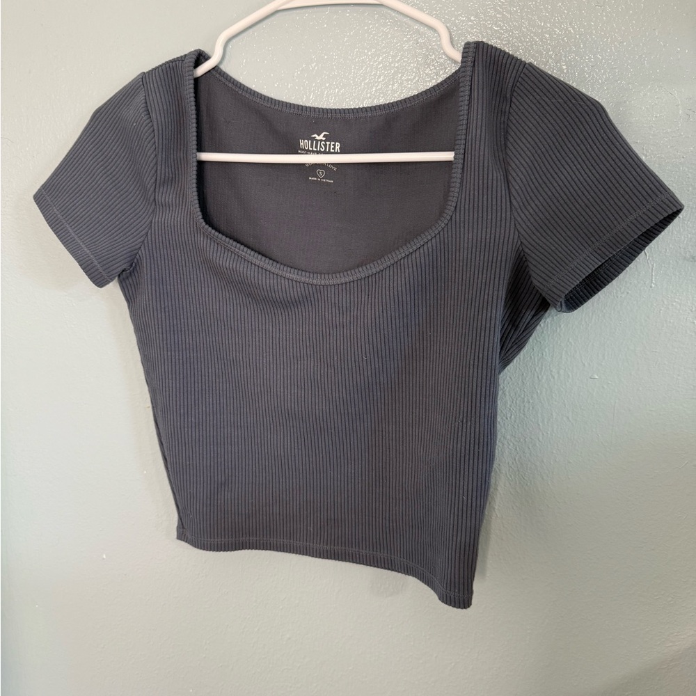 Hollister Gray Cropped Fitted T-Shirt